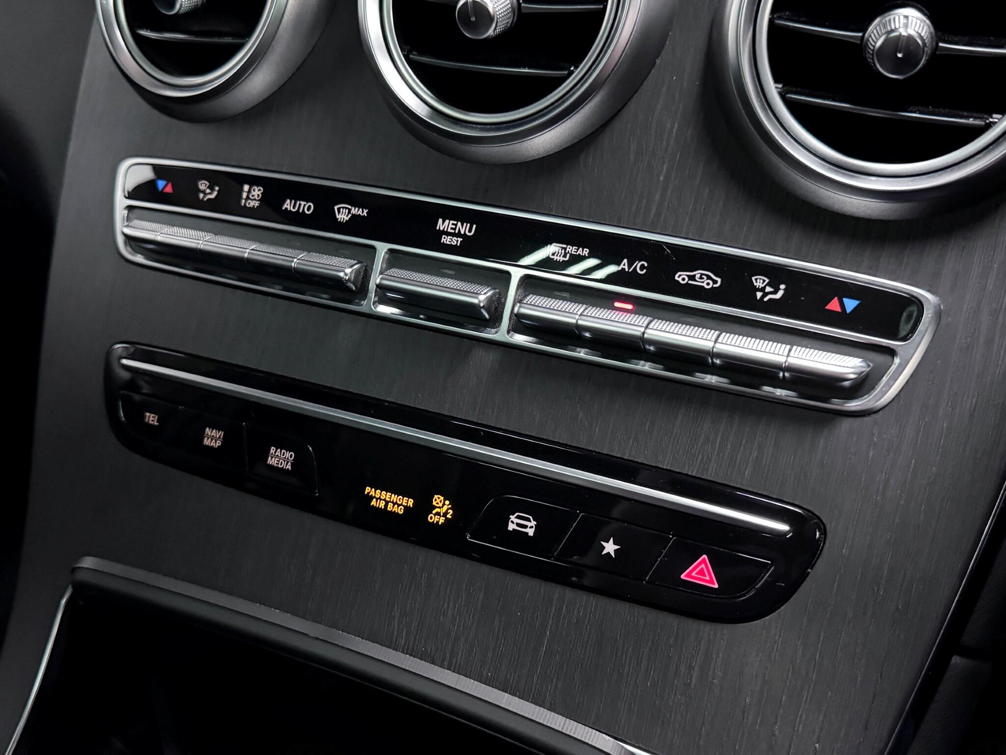 Mercedes-Benz GLC view 36