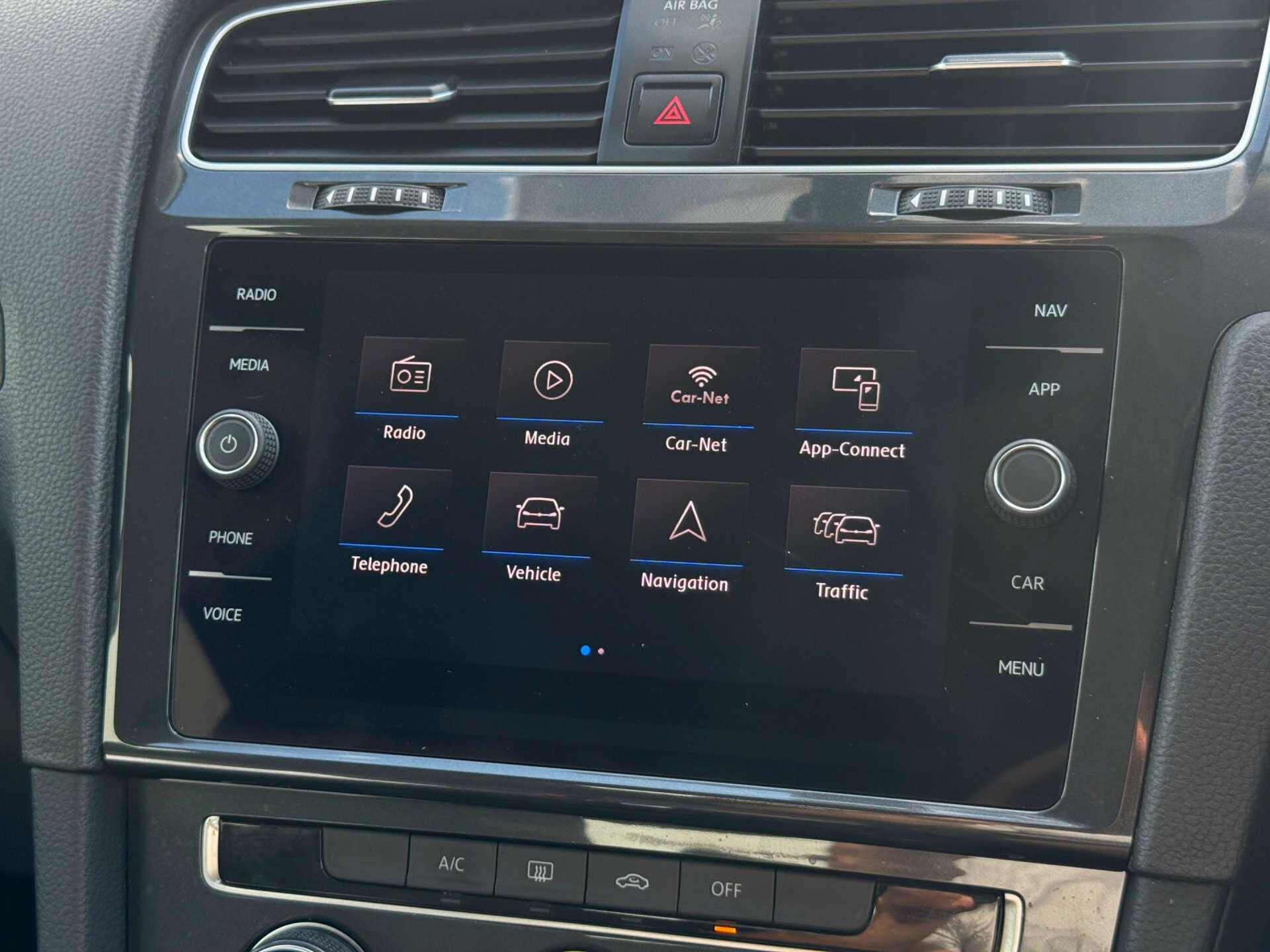 Volkswagen Golf view 65