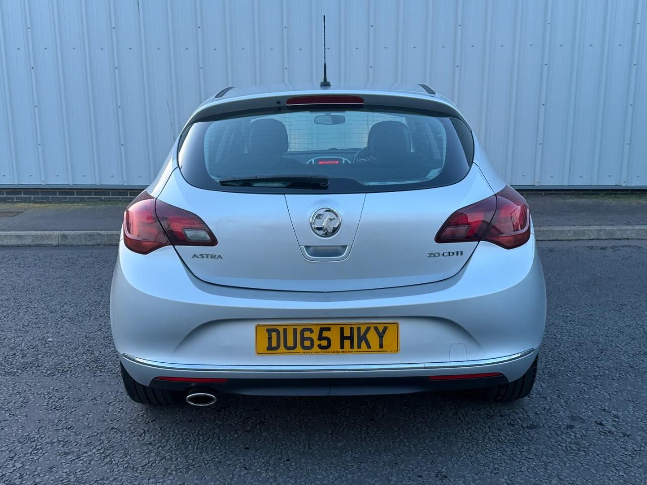 Vauxhall Astra view 6