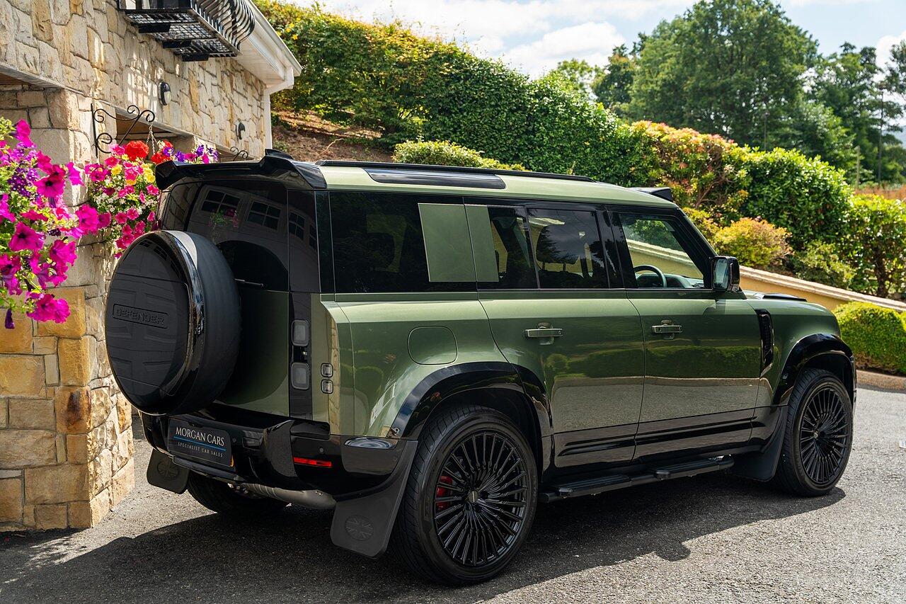 Land Rover Defender view 9