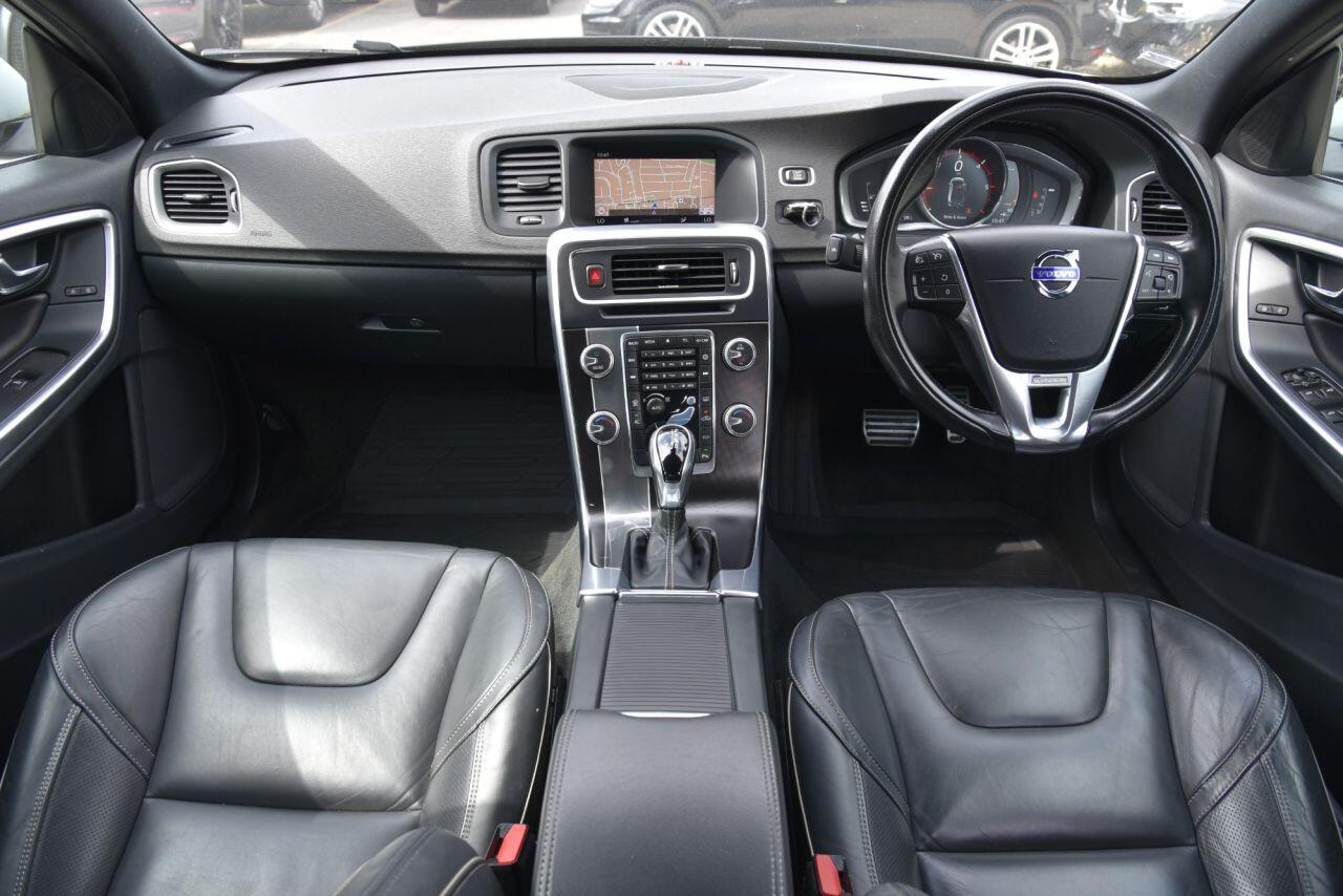 Volvo S60 view 2