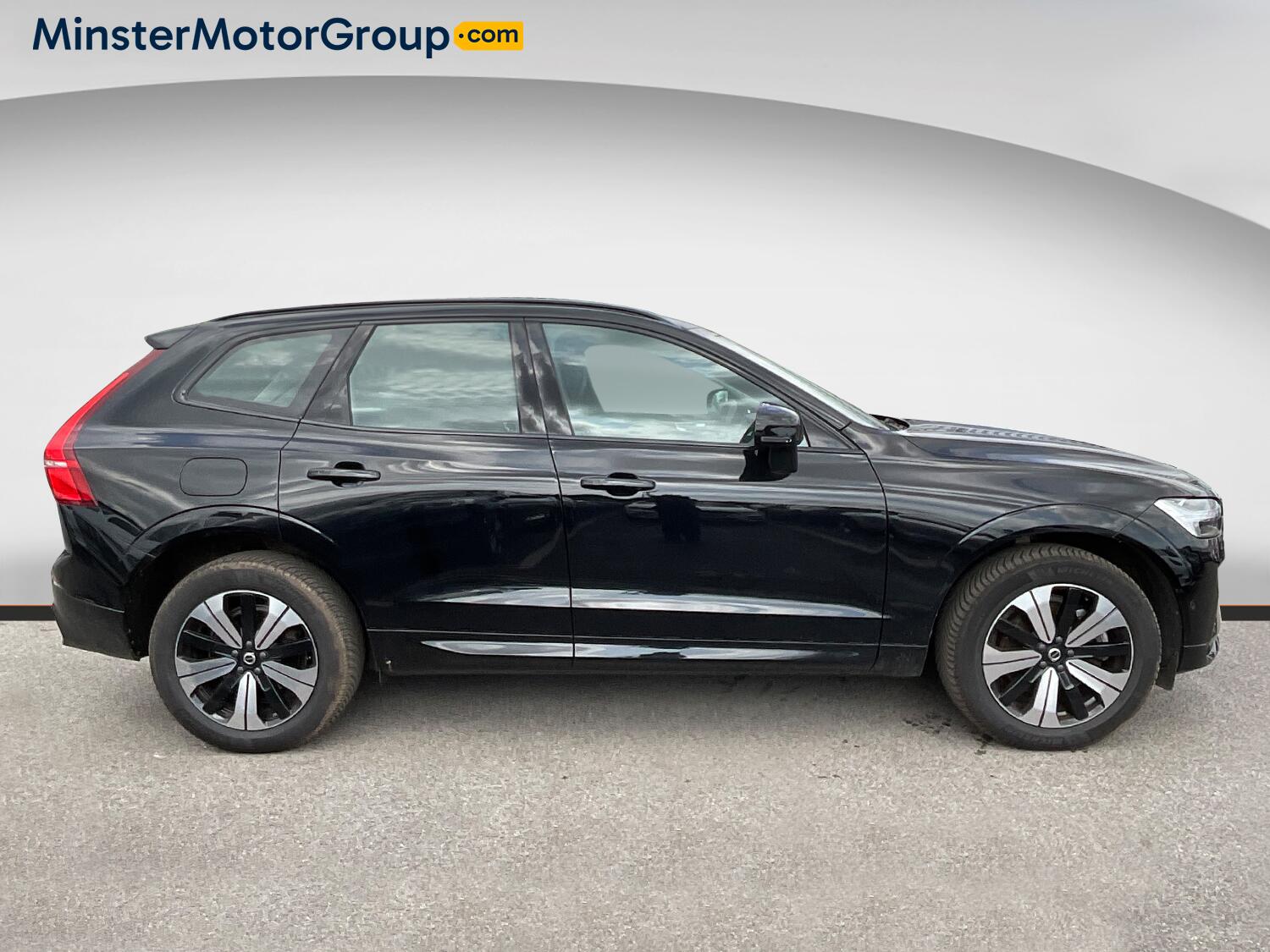 Volvo XC60 view 2