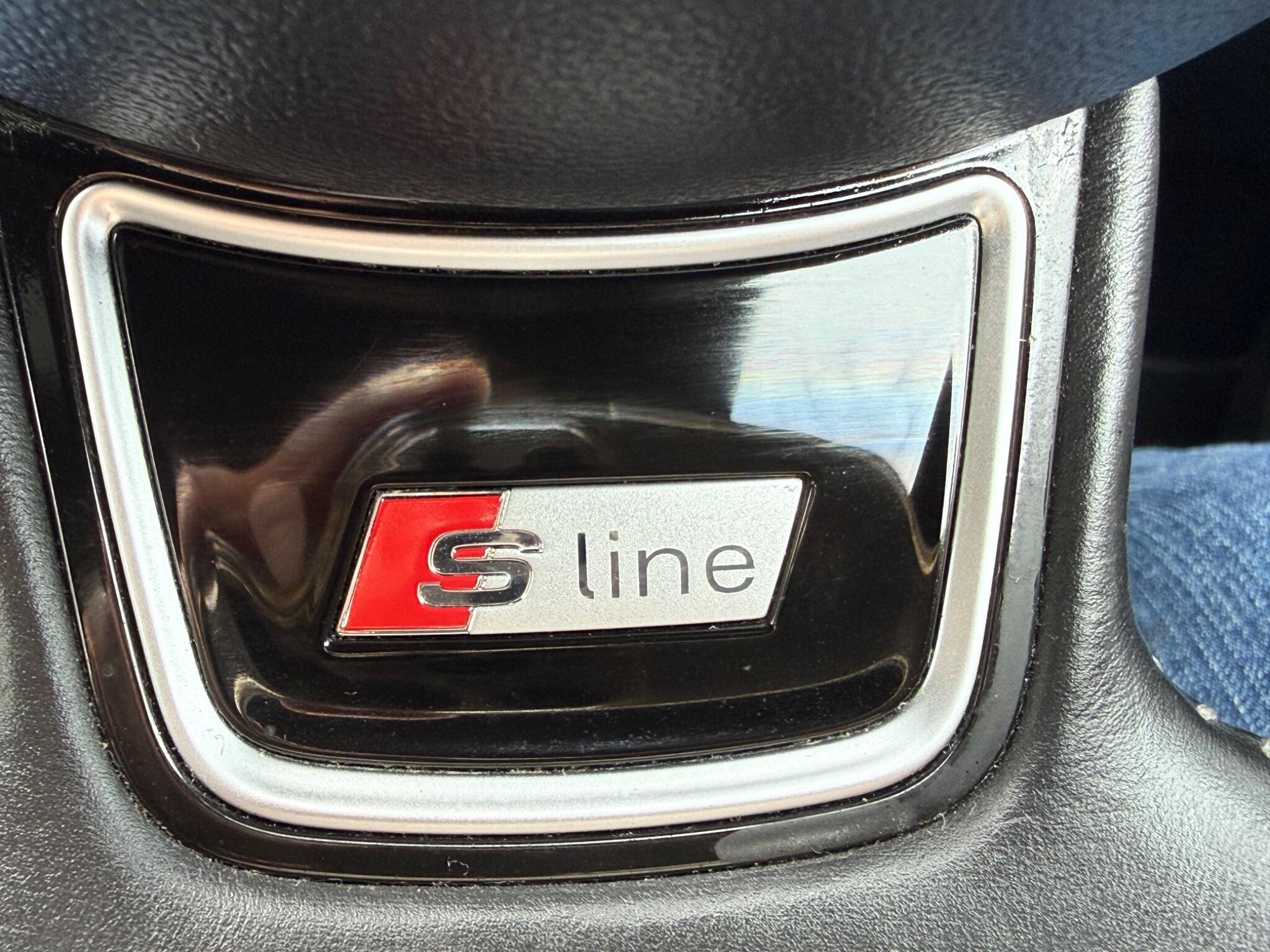Audi A4 view 25