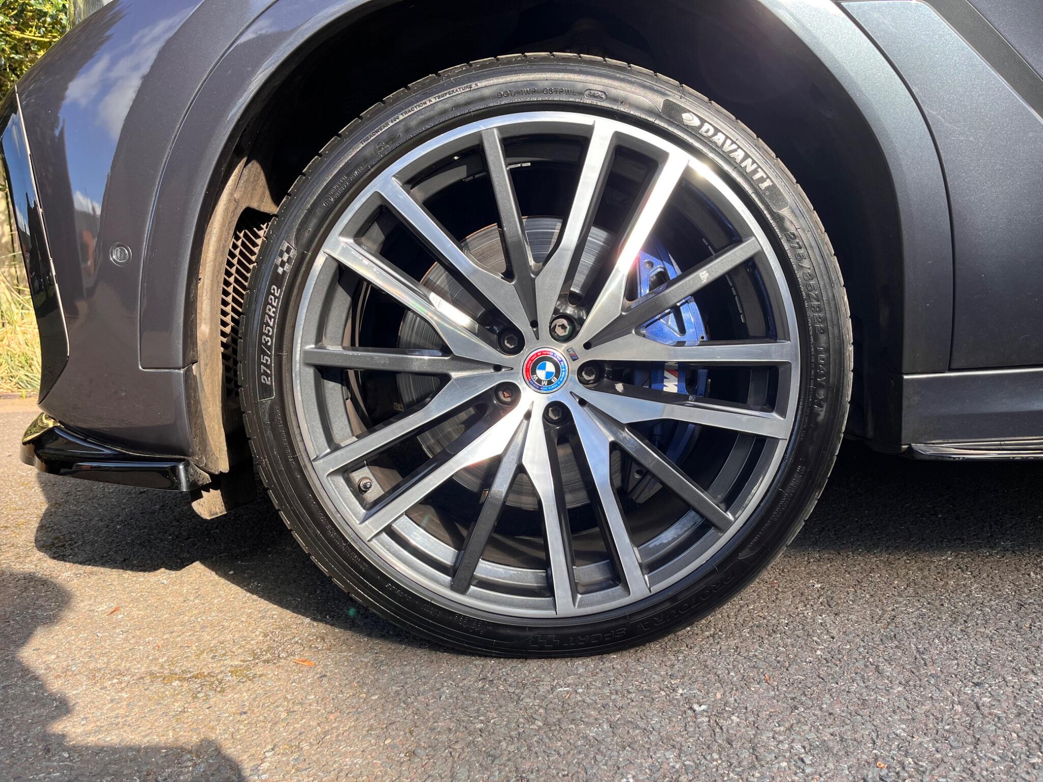 BMW X6 view 34