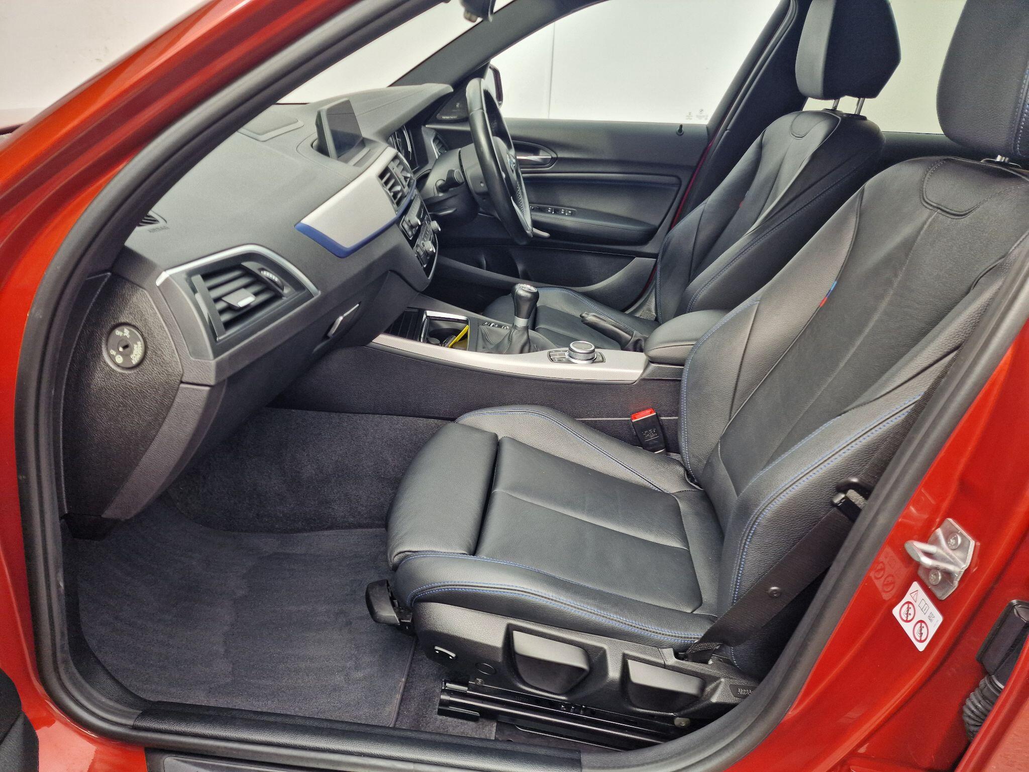 BMW 1 Series view 33