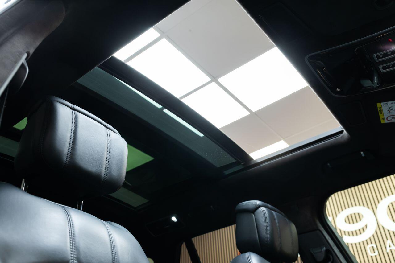 Land Rover Range Rover view 52