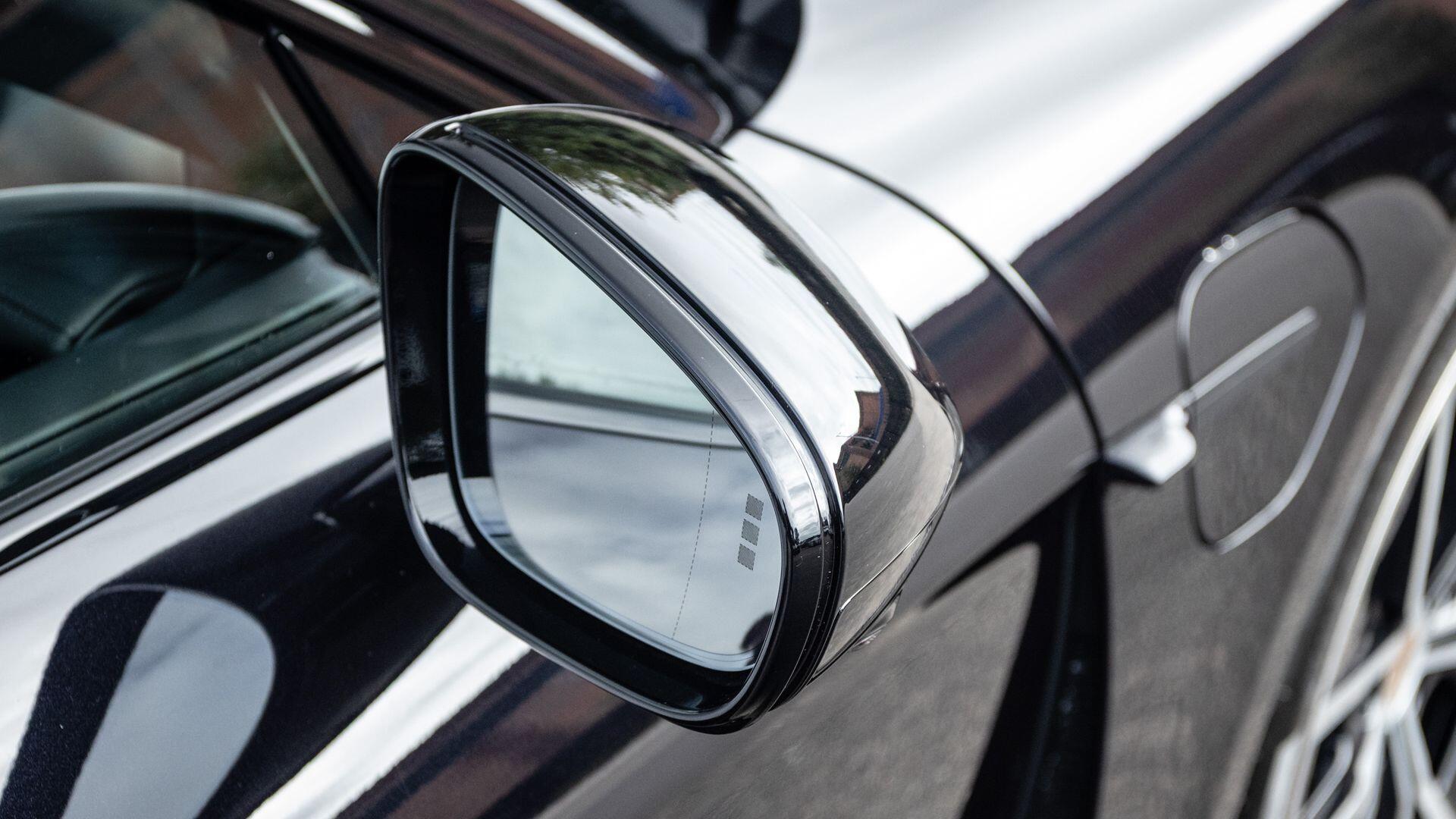 Porsche Taycan view 27