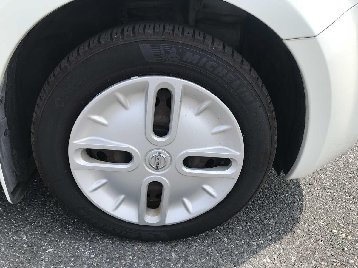 Nissan Cube view 16