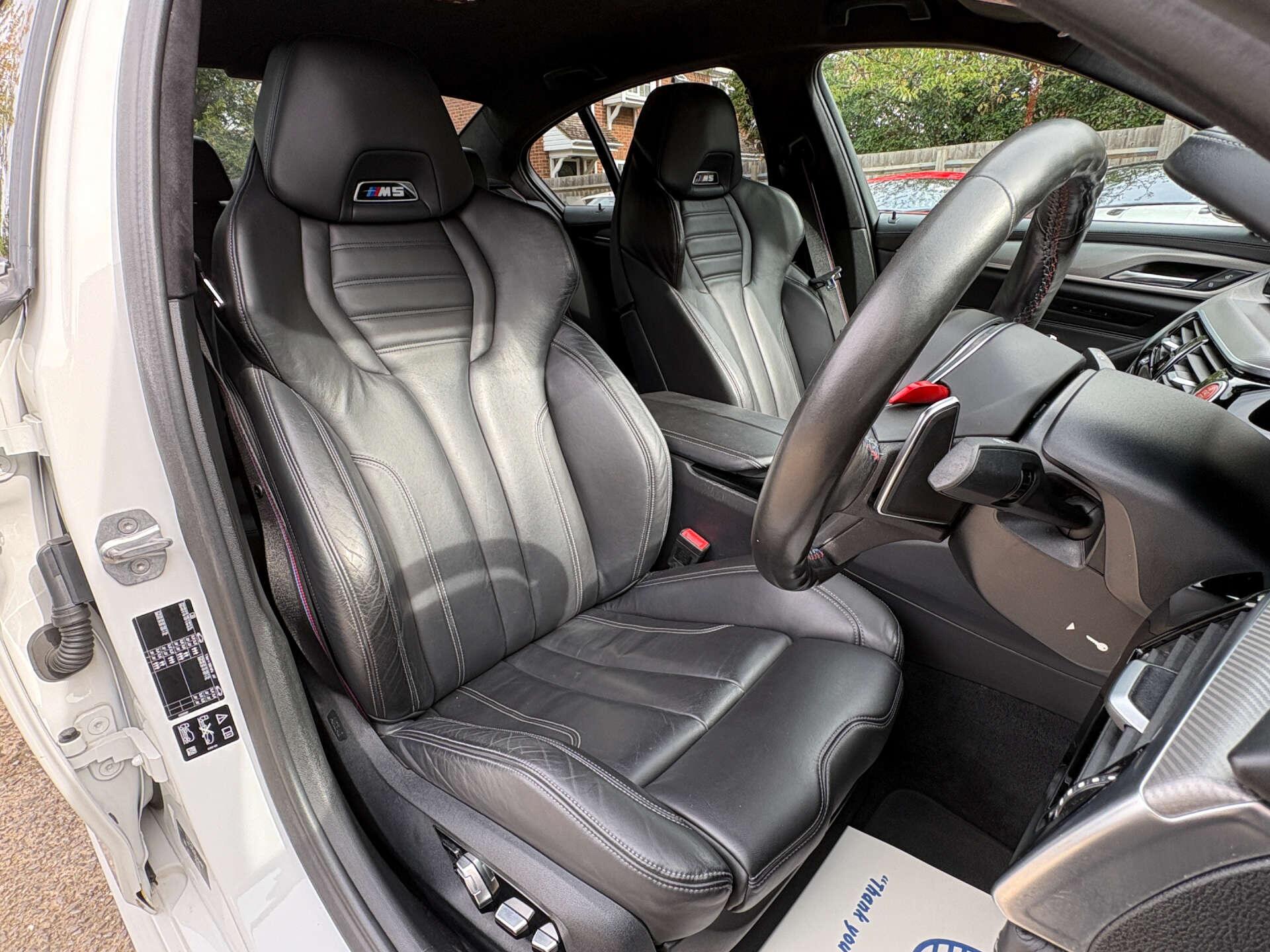 BMW M5 view 29