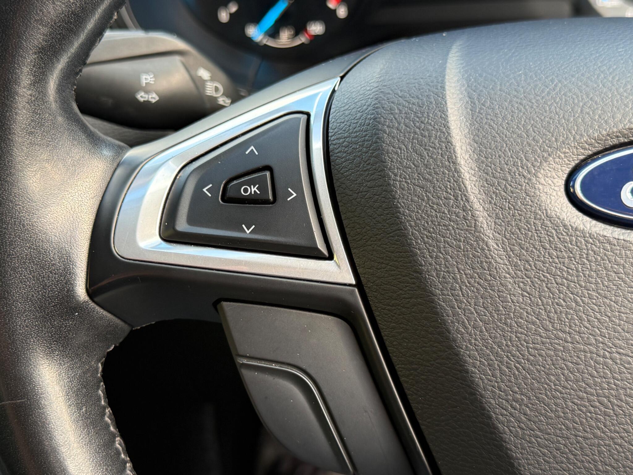 Ford S-Max - Image 75