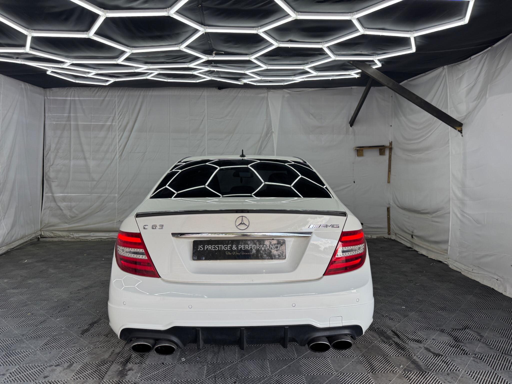 Mercedes-Benz C Class view 9