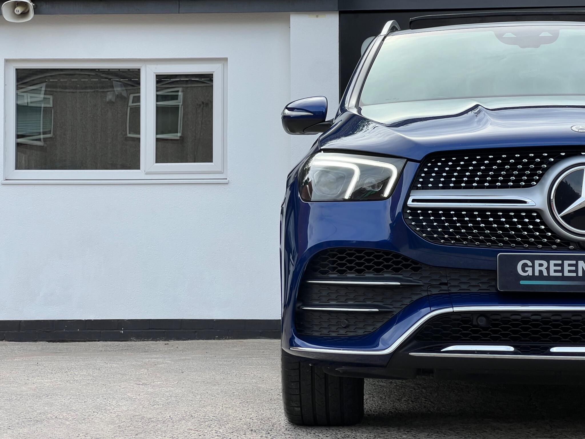 Mercedes-Benz GLE view 26