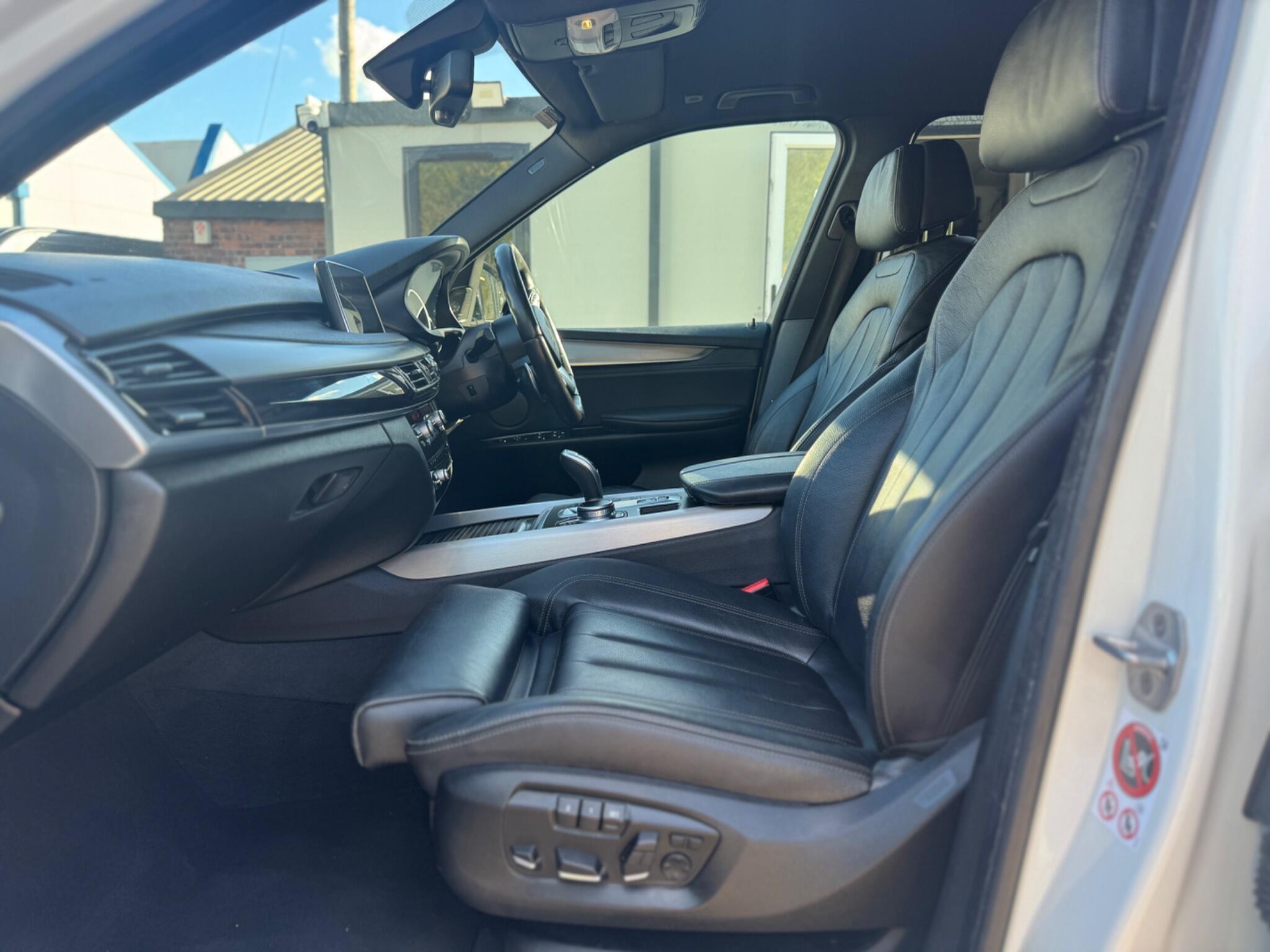 BMW X5 view 39