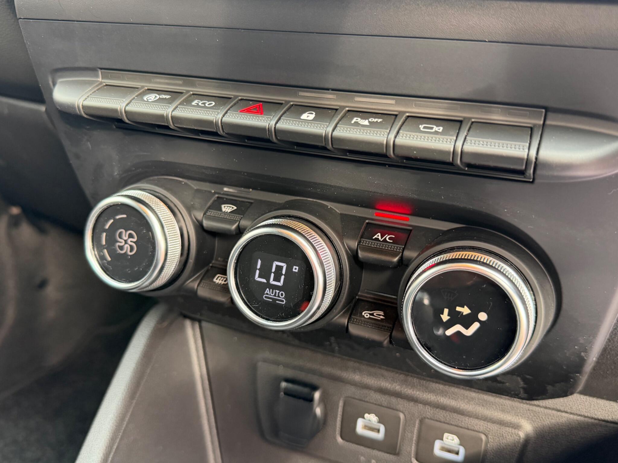 Dacia Duster view 69