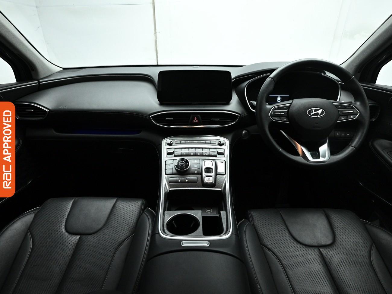 Hyundai Santa FE view 2