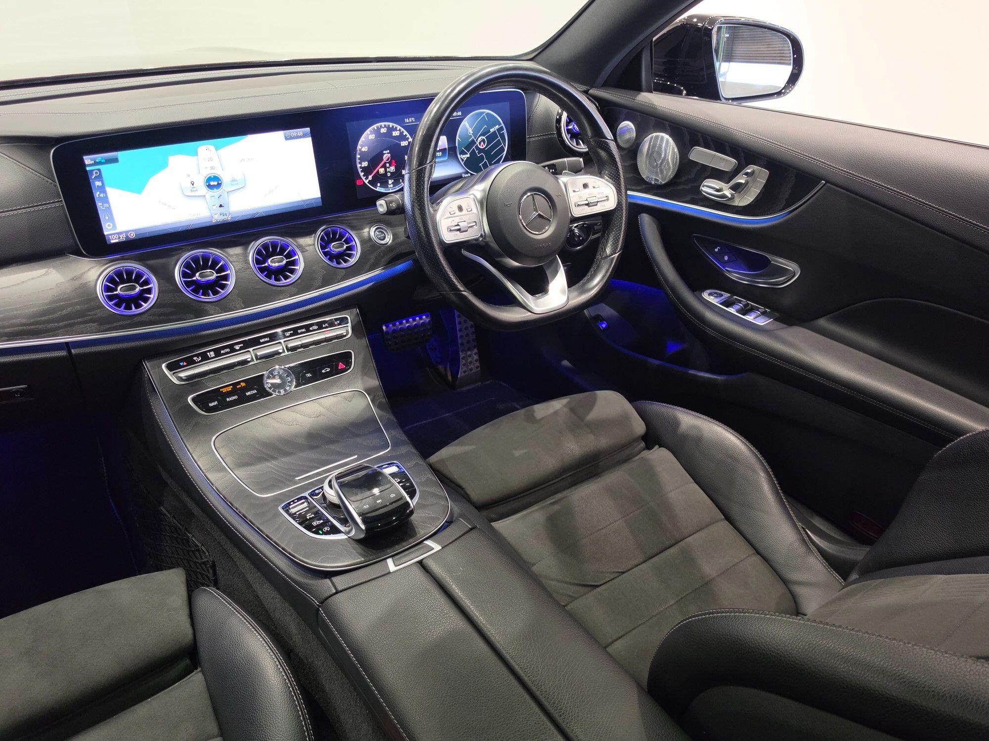 Mercedes-Benz E-Class view 112