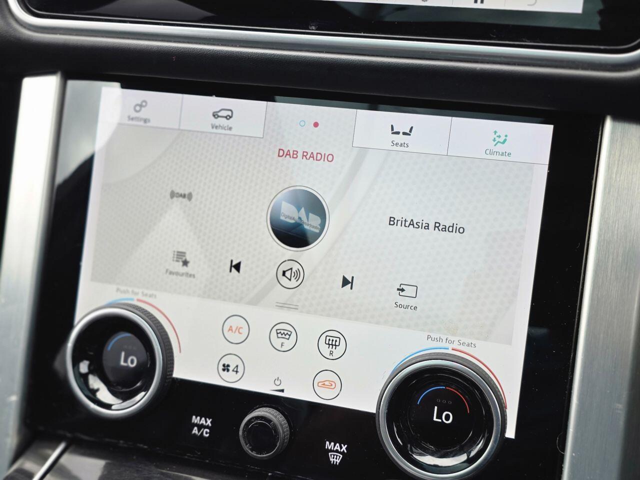 Land Rover Range Rover view 90