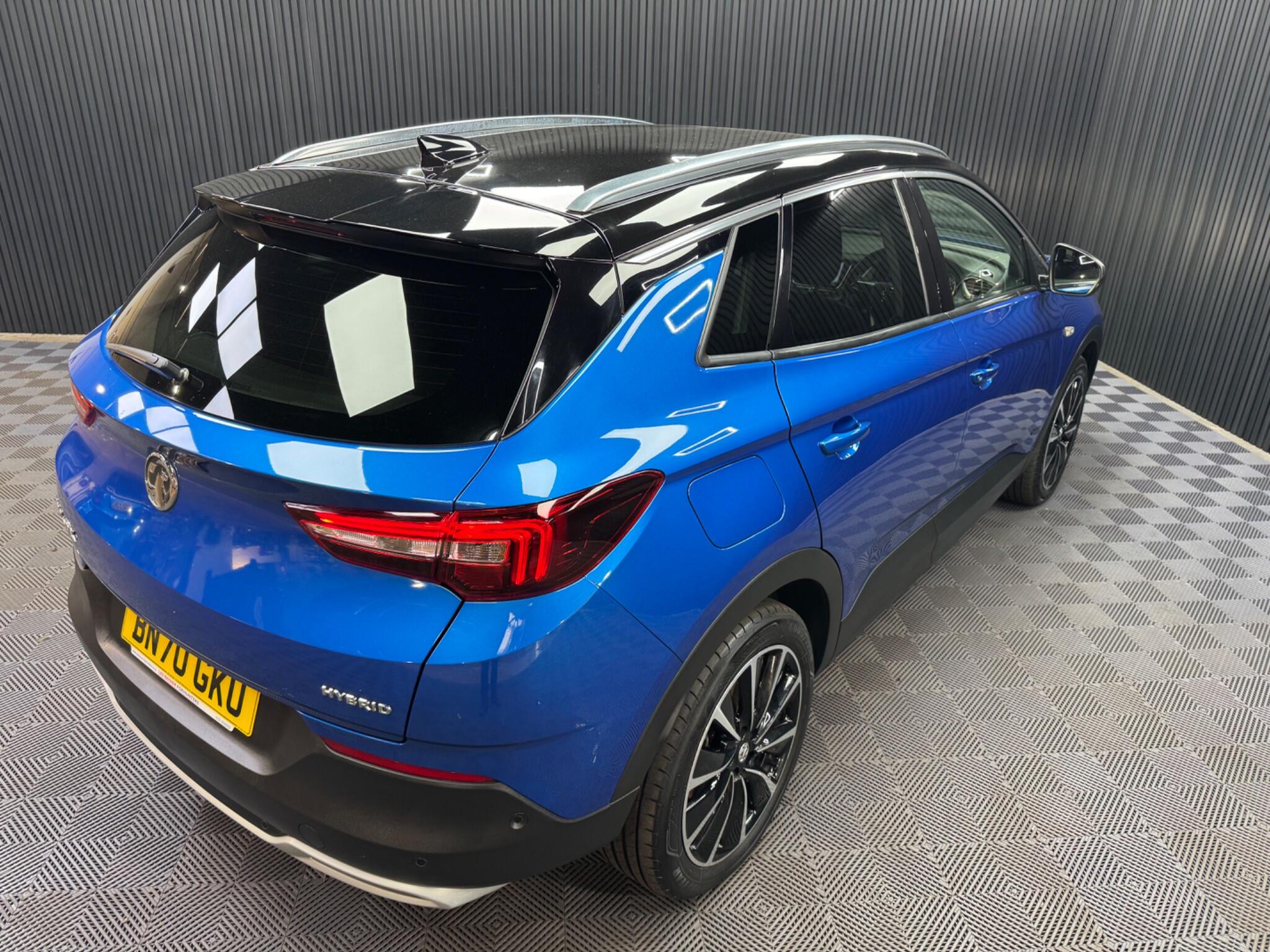 Vauxhall Grandland X view 24