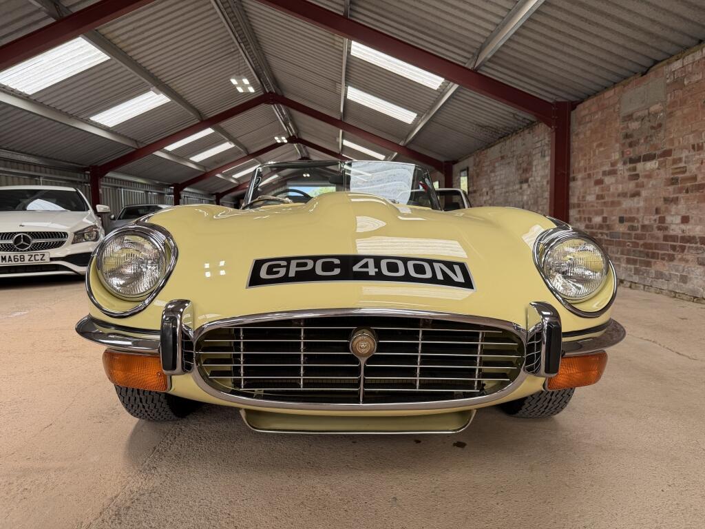 Jaguar E-Type view 2