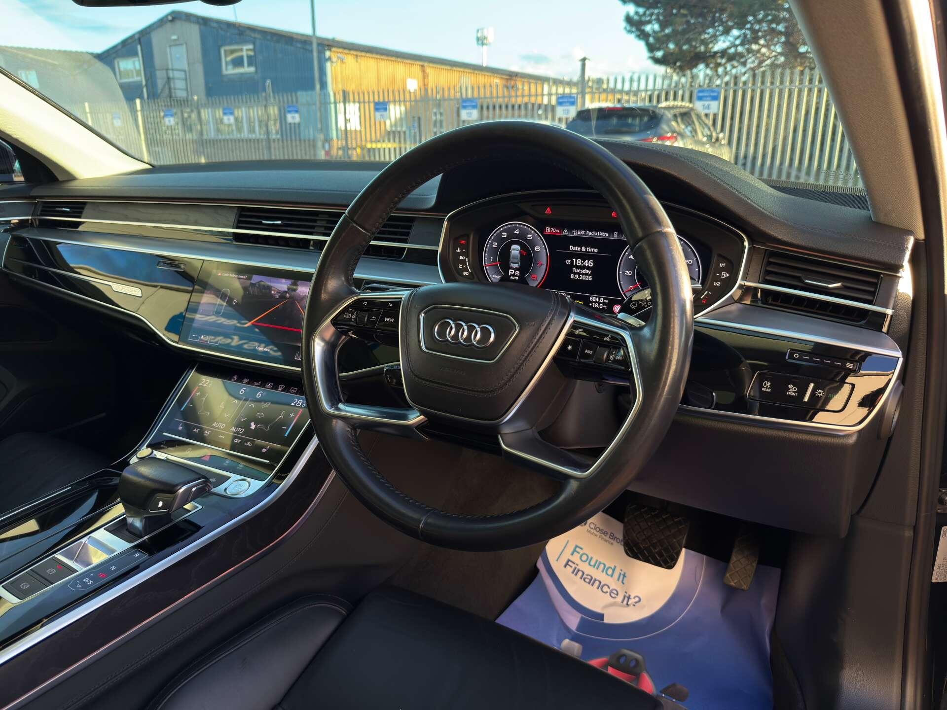 Audi A8 view 16
