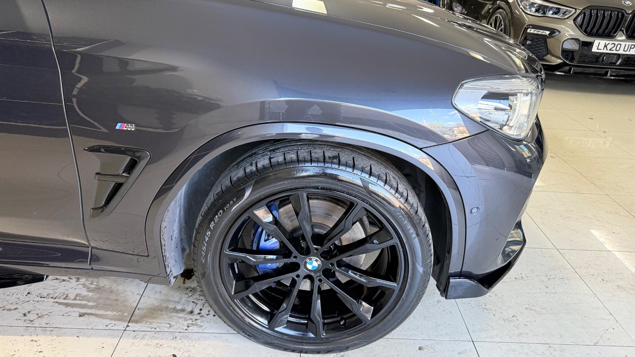 BMW X4 view 48