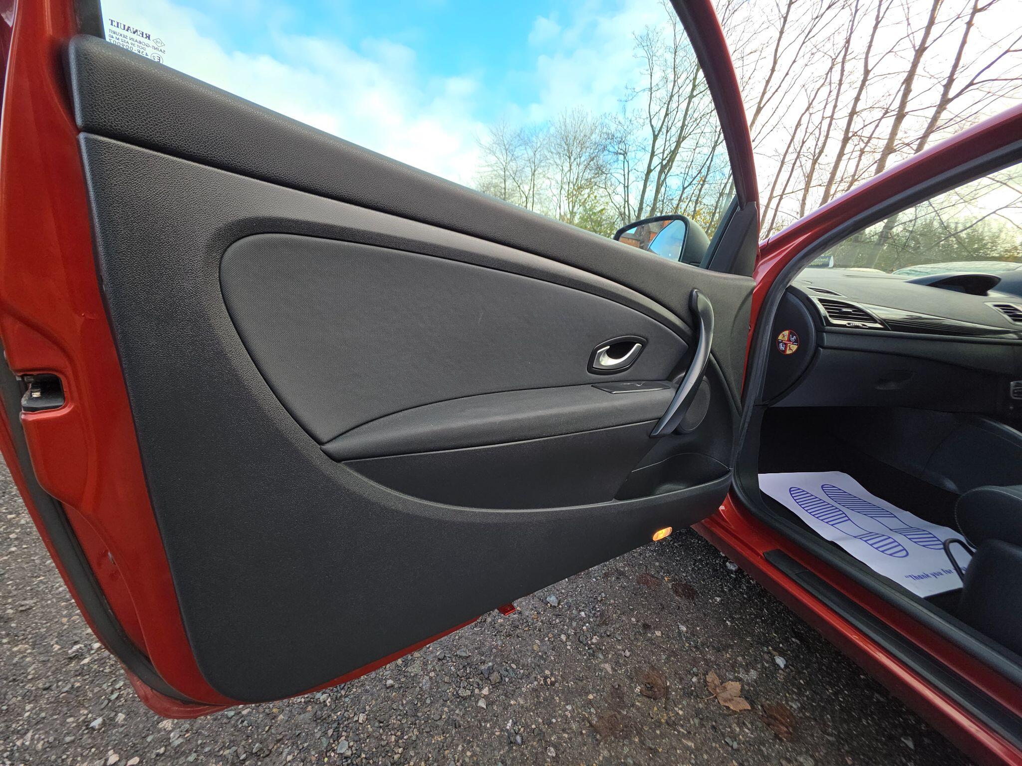 2010 Renault Megane image 22