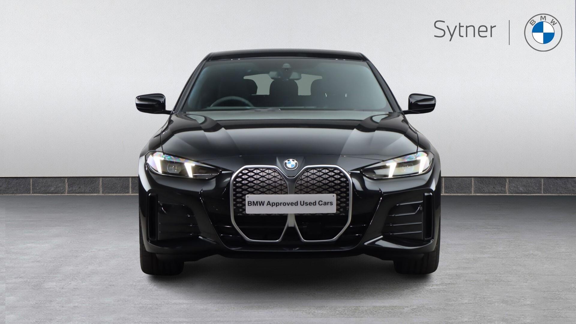 BMW i4 view 16