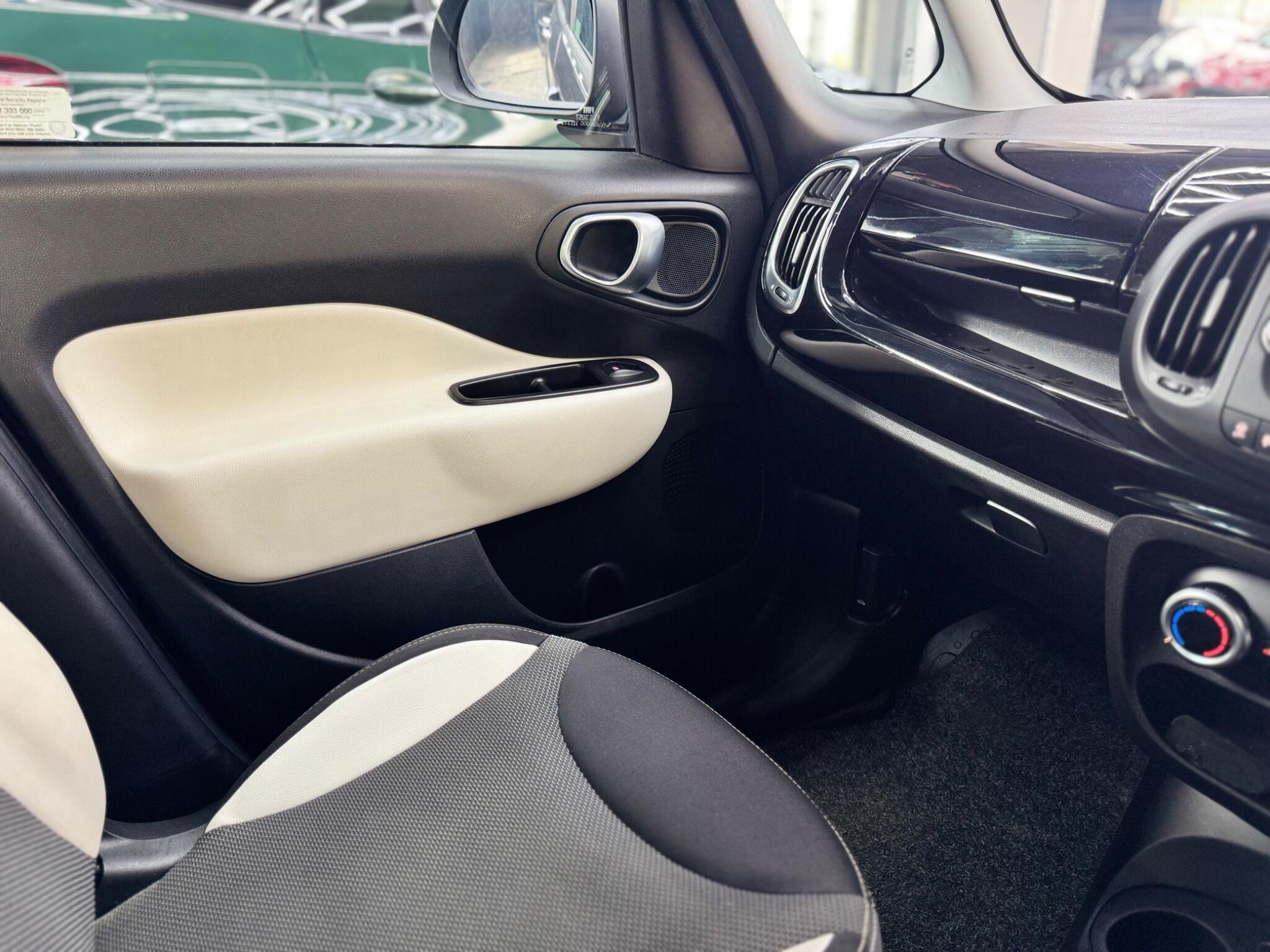 Fiat 500l view 41