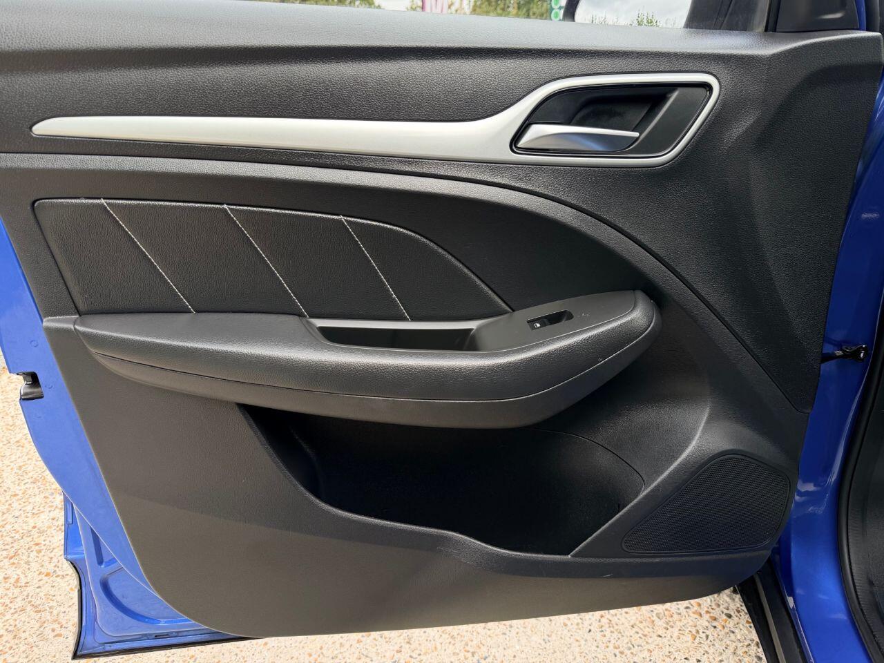 MG ZS view 22