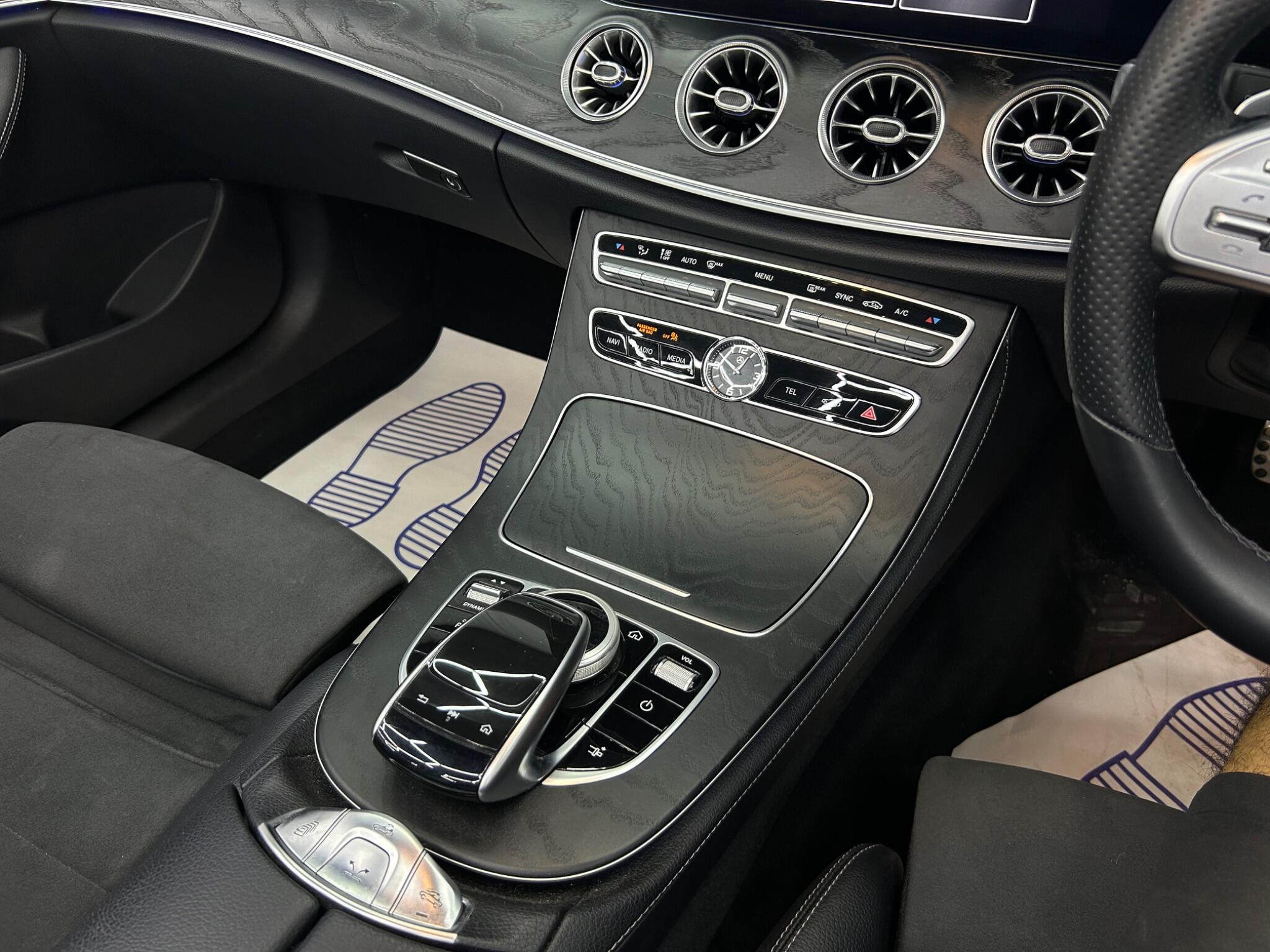 Mercedes-Benz E Class view 13