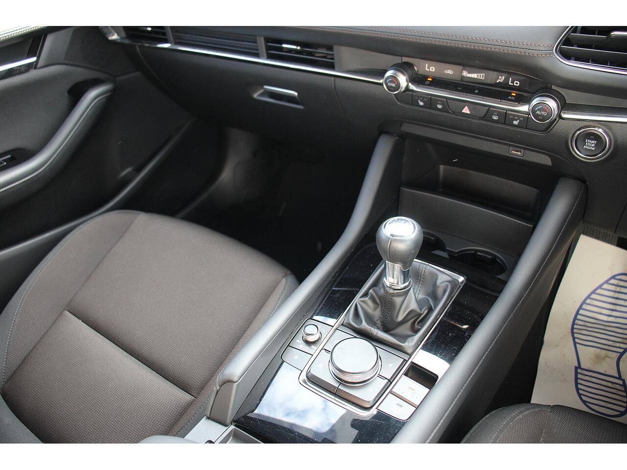 Mazda Mazda3 view 26