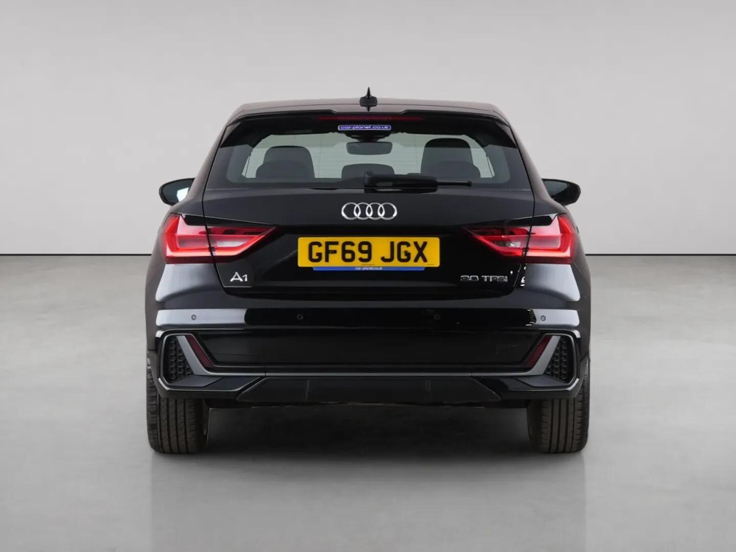 Audi A1 view 7