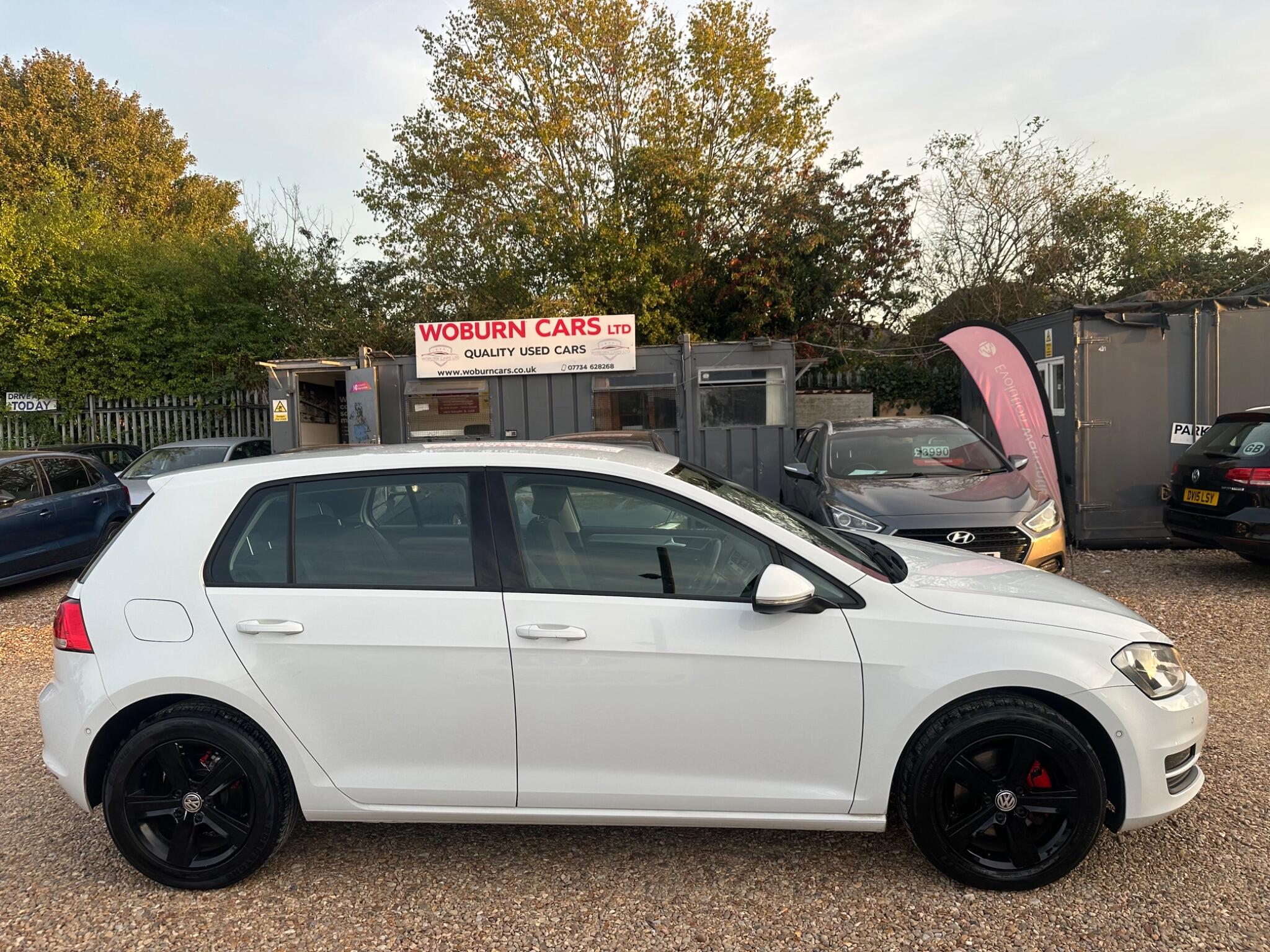 Volkswagen Golf view 16