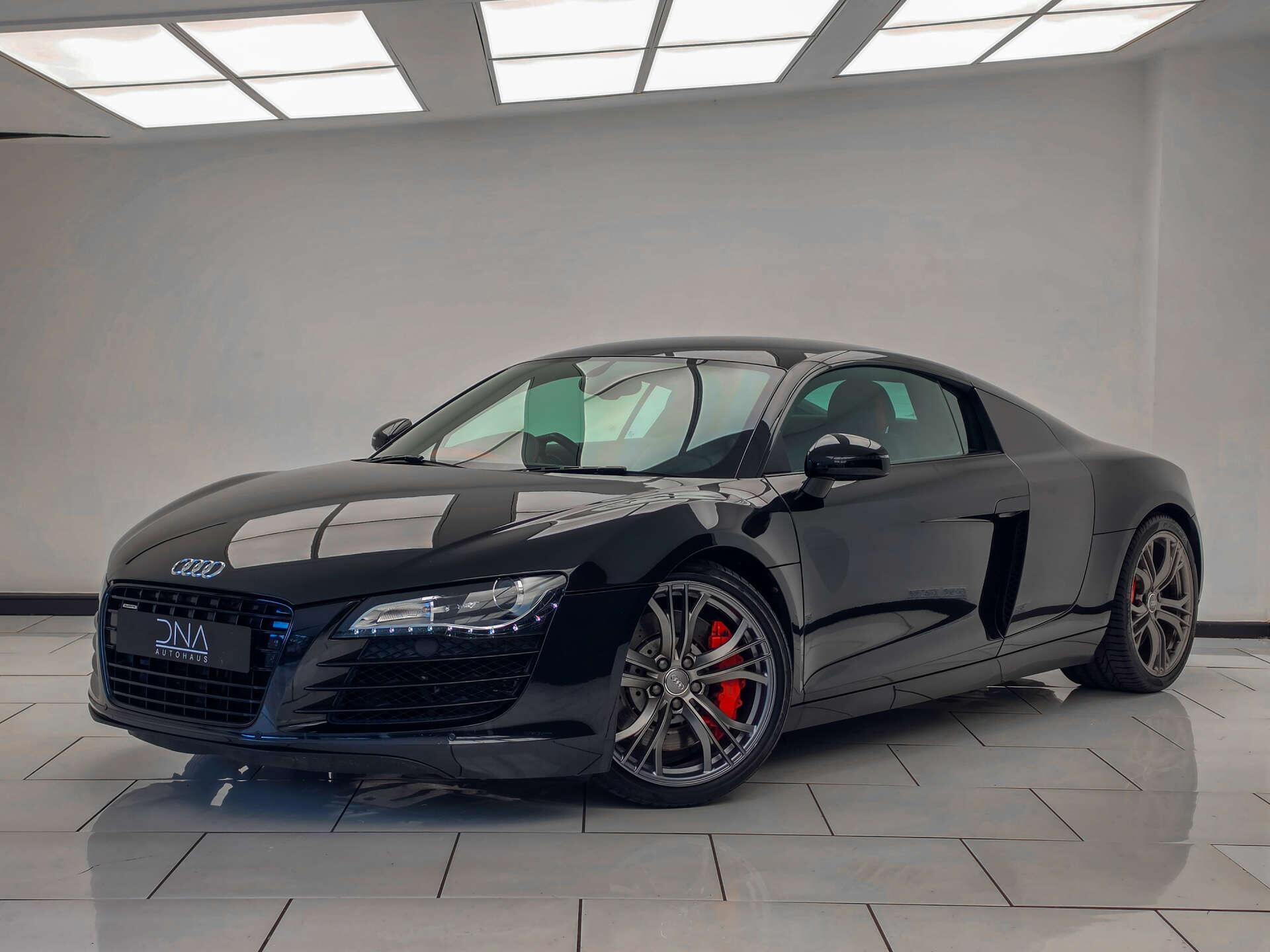 Audi R8 view 15