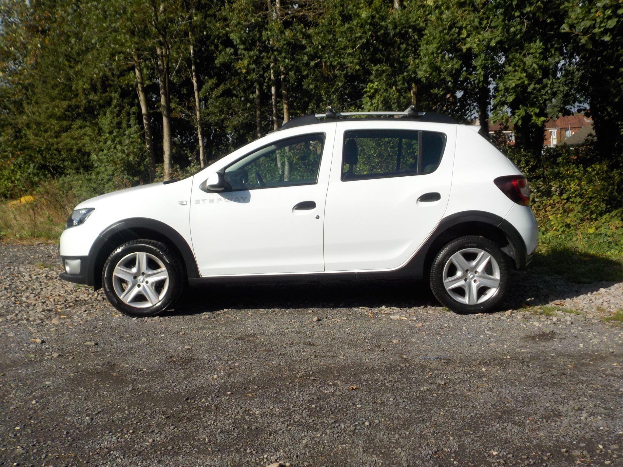 Dacia Sandero Stepway 0.9 TCe Laureate Euro 6 (s/s) 5dr