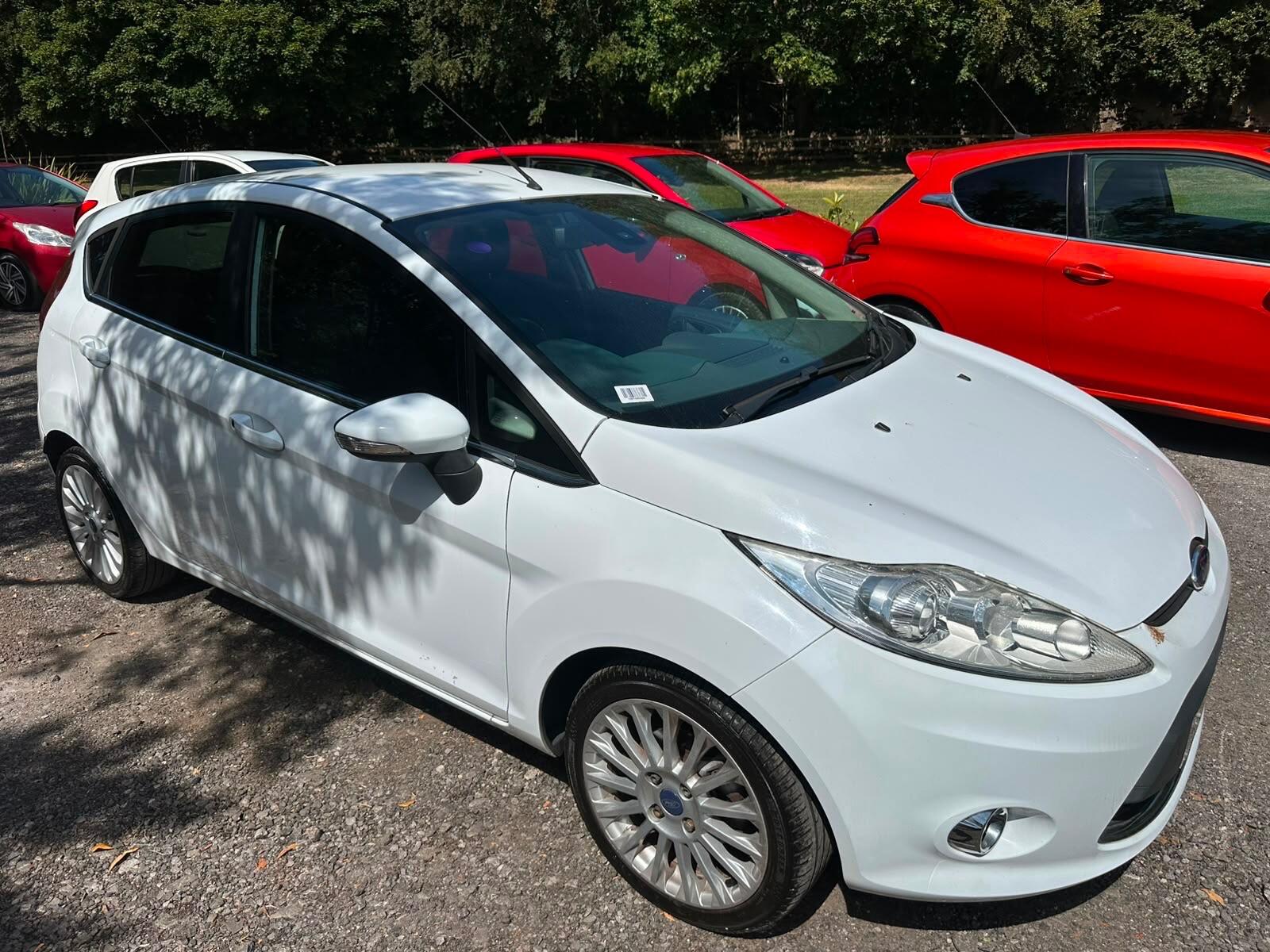 Ford Fiesta view 6