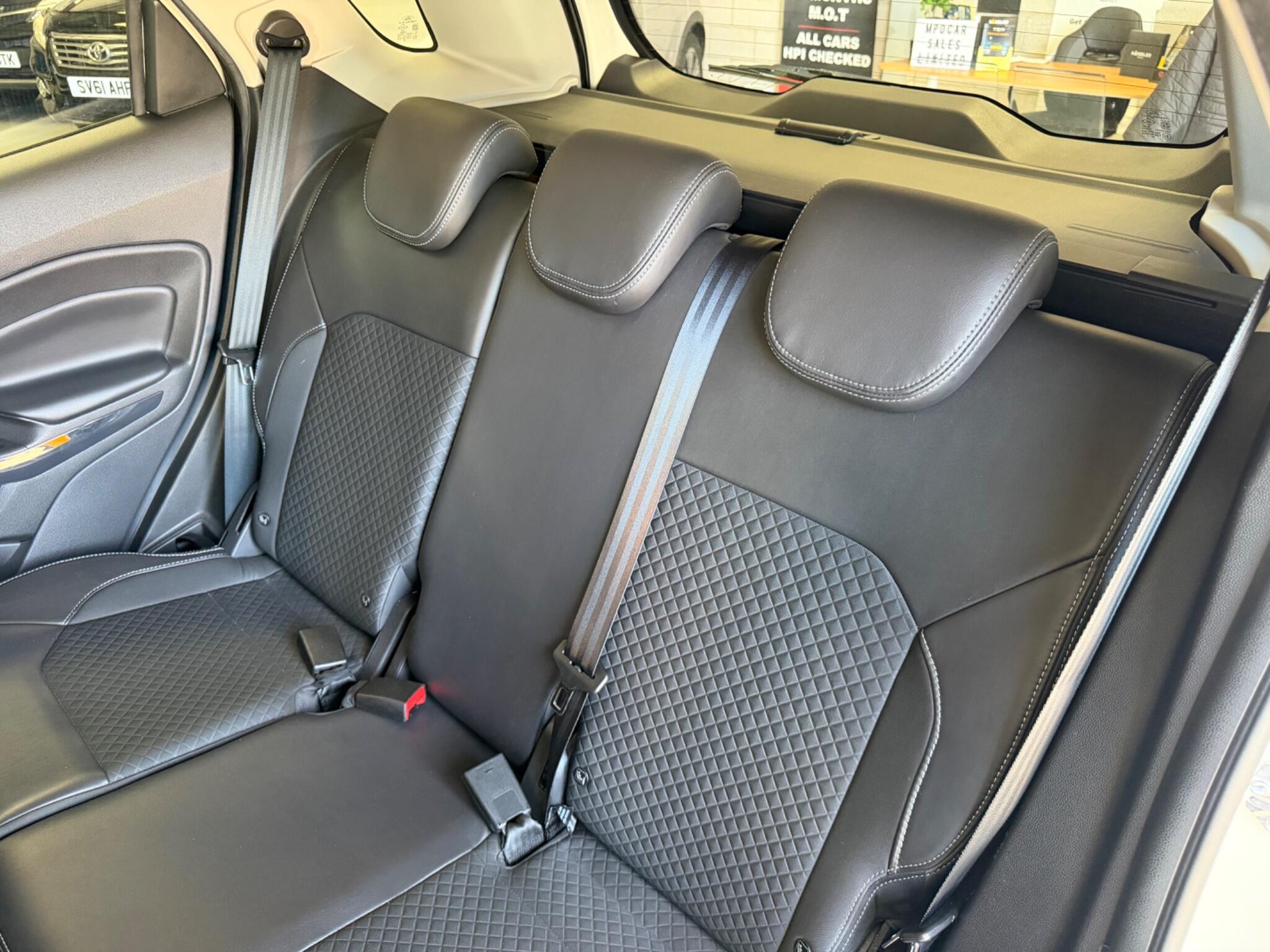 Ford Ecosport view 84