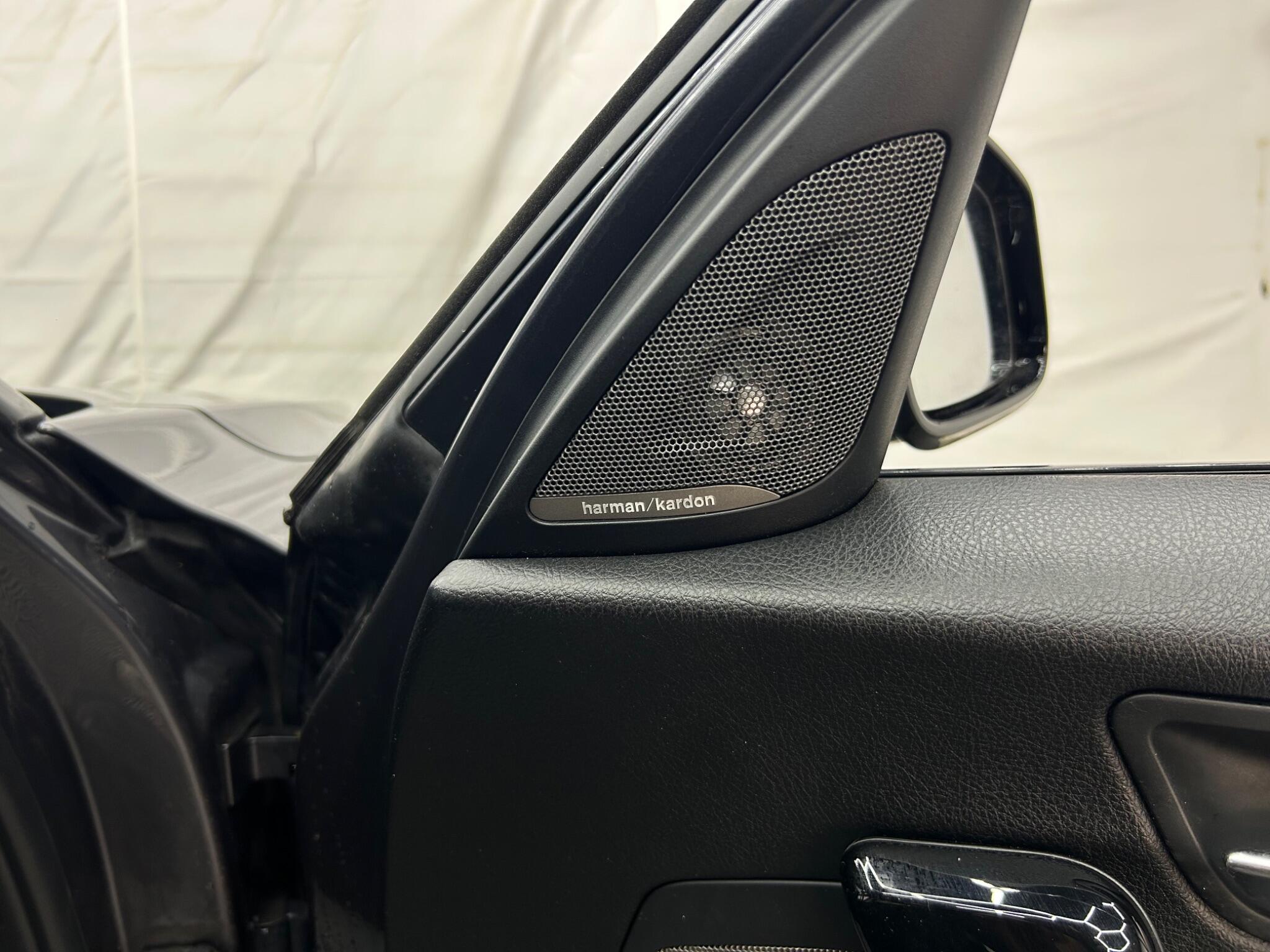 BMW 1 Series view 28