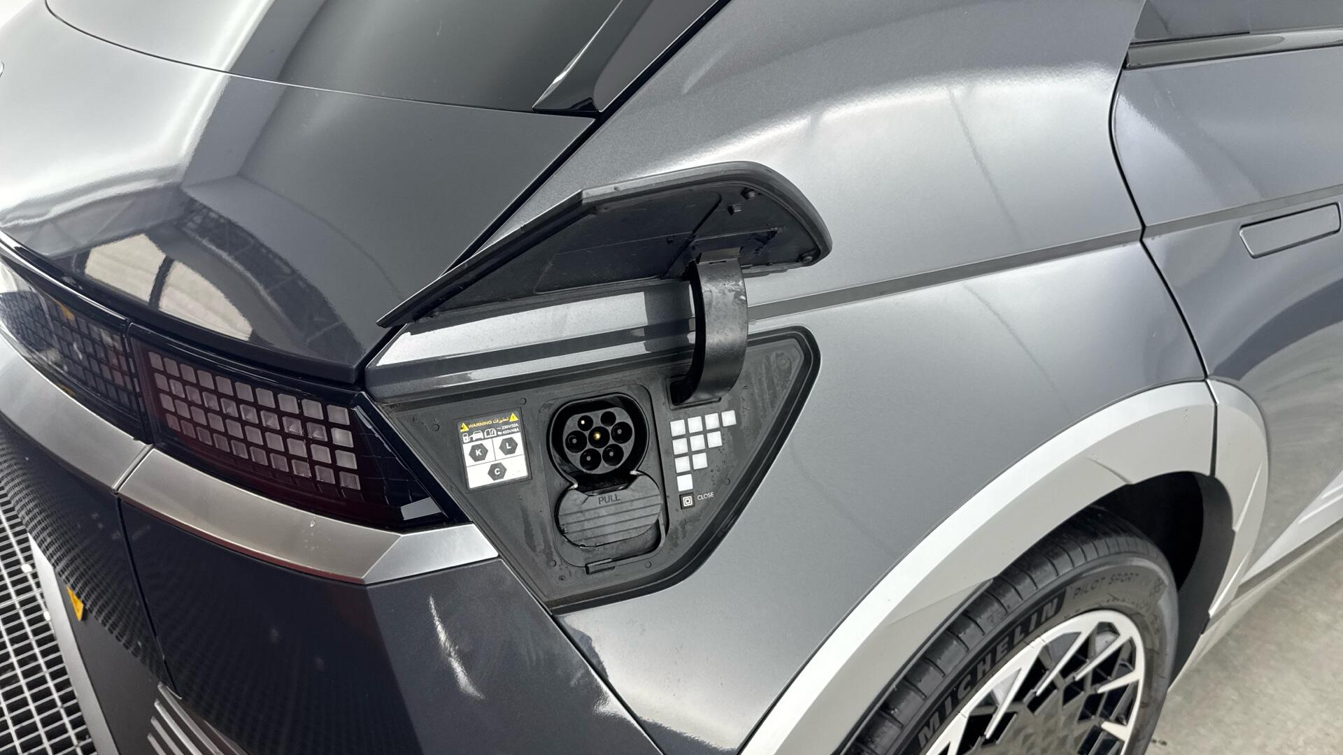 Hyundai Ioniq 5 view 19