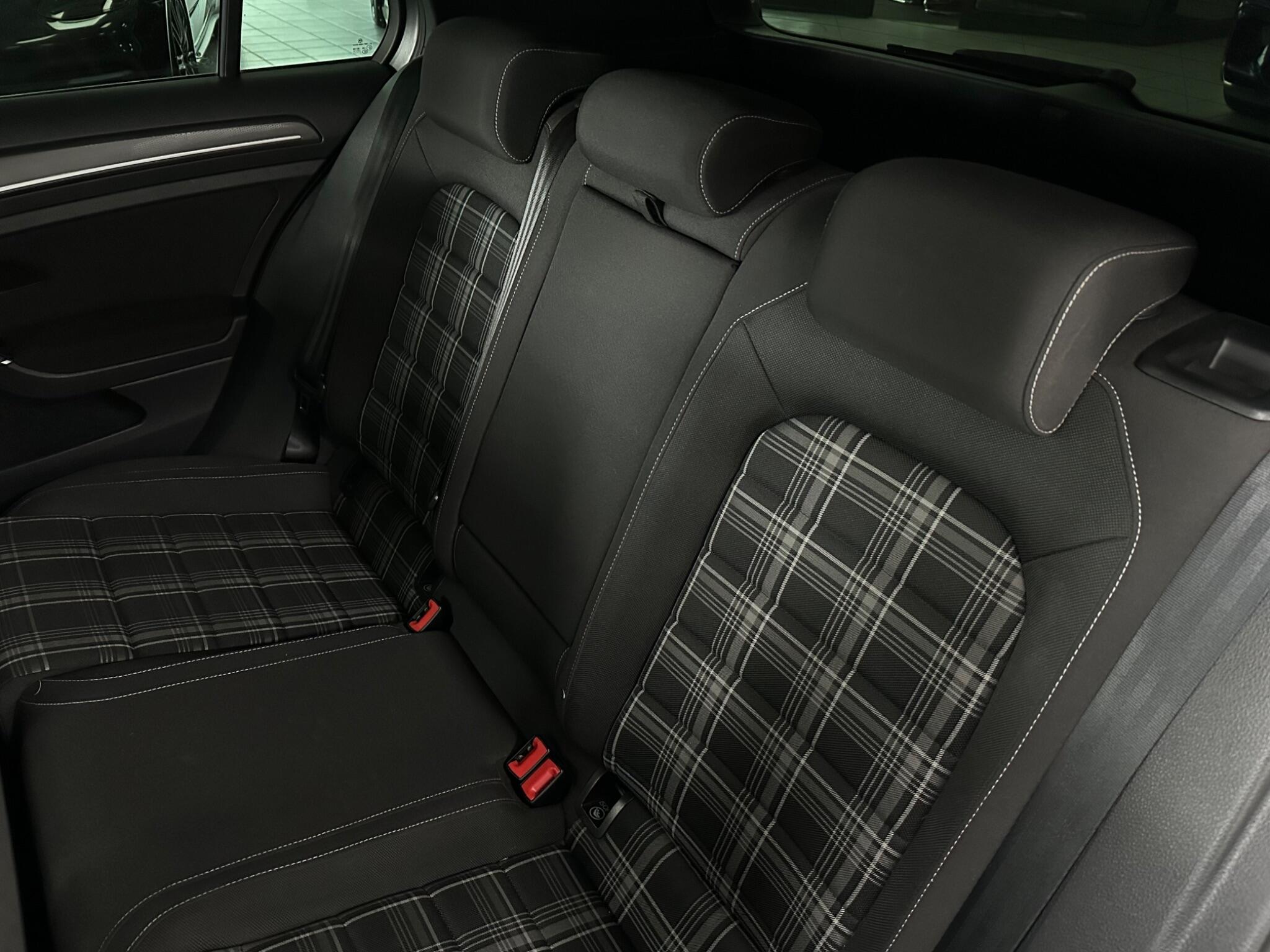 Volkswagen Golf view 38