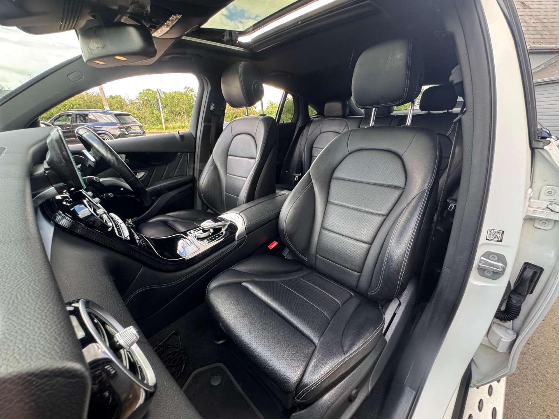 Mercedes-Benz GLC view 30