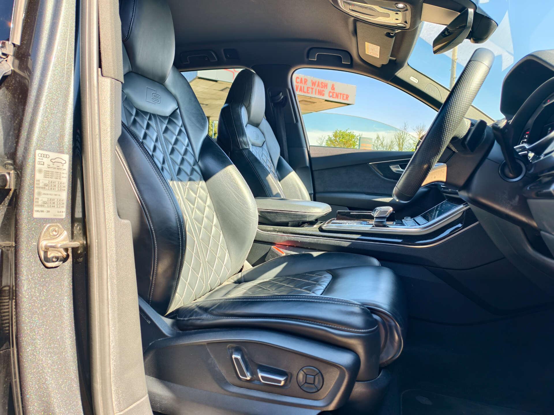 Audi SQ7 view 33