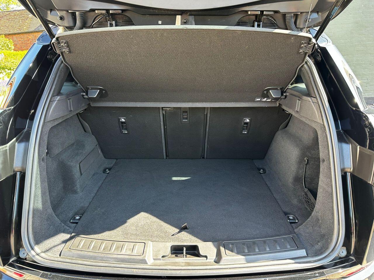 Land Rover Range Rover Evoque view 23