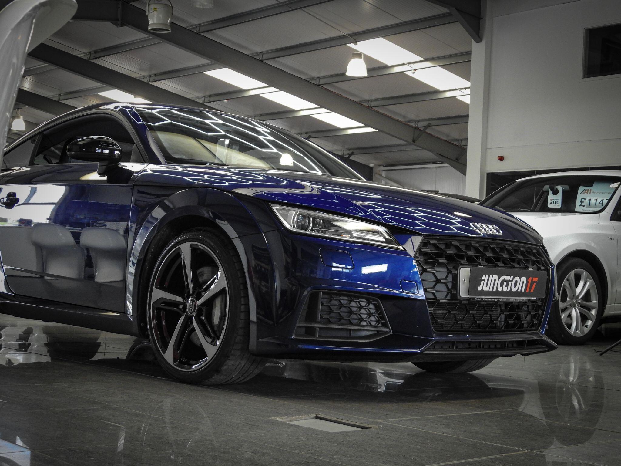 Audi TT view 38
