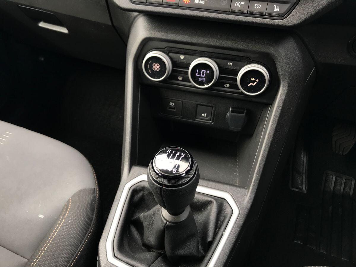 Dacia Sandero view 22