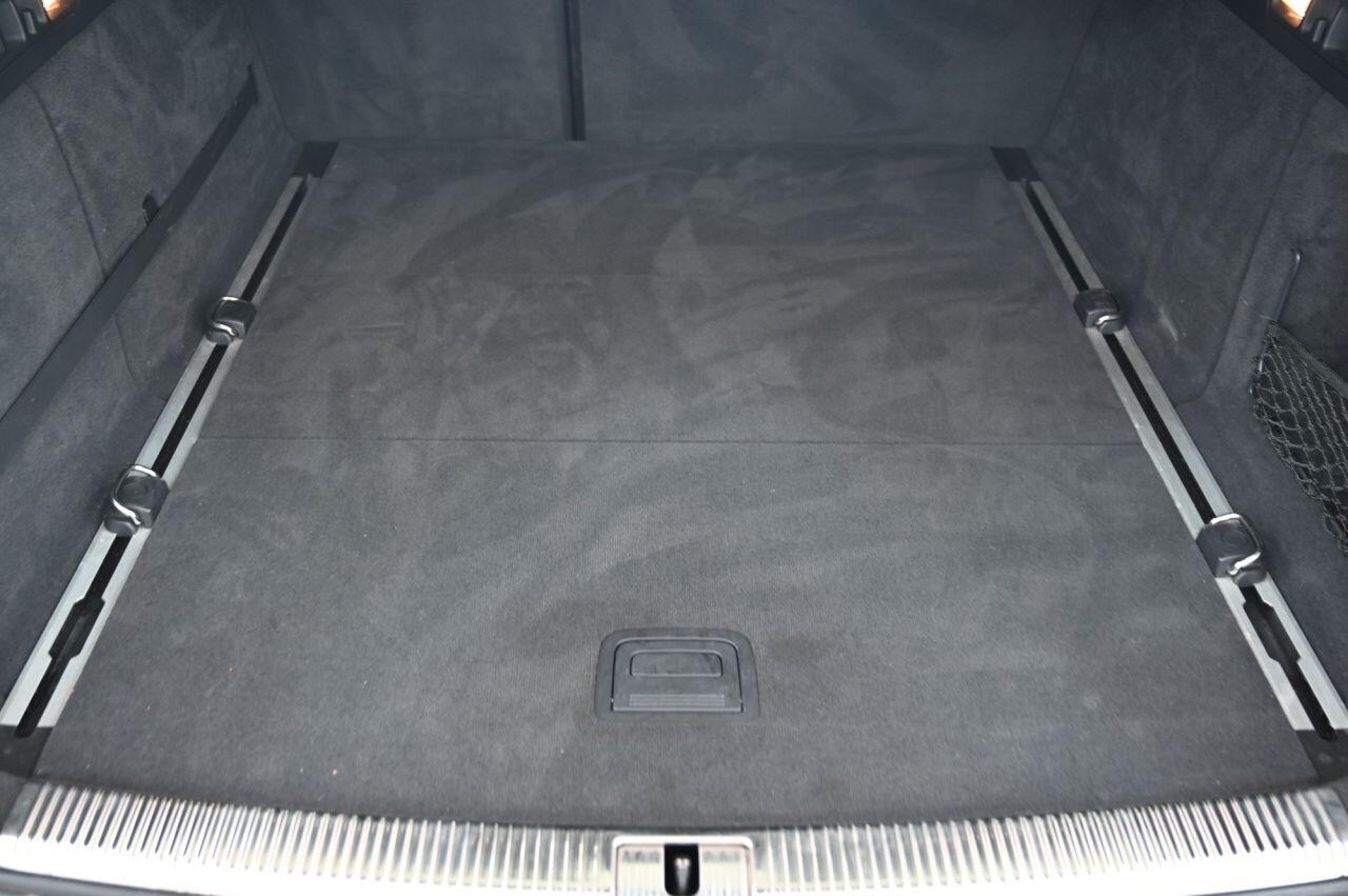 Audi A6 Allroad view 8