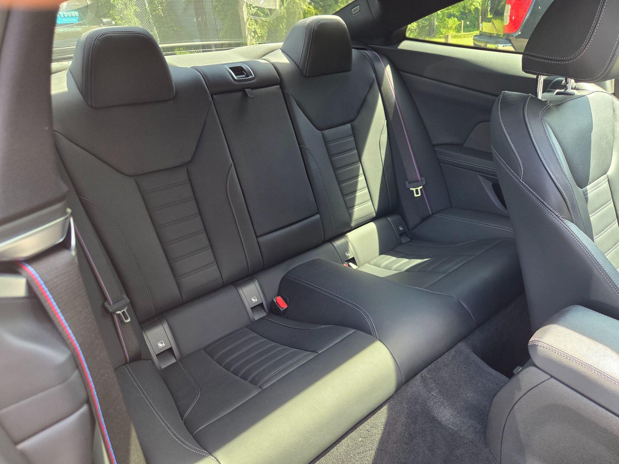 BMW 4 Series view 22