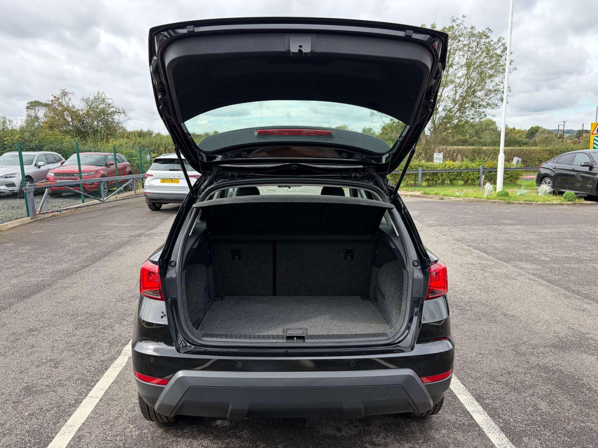 Seat Arona view 24