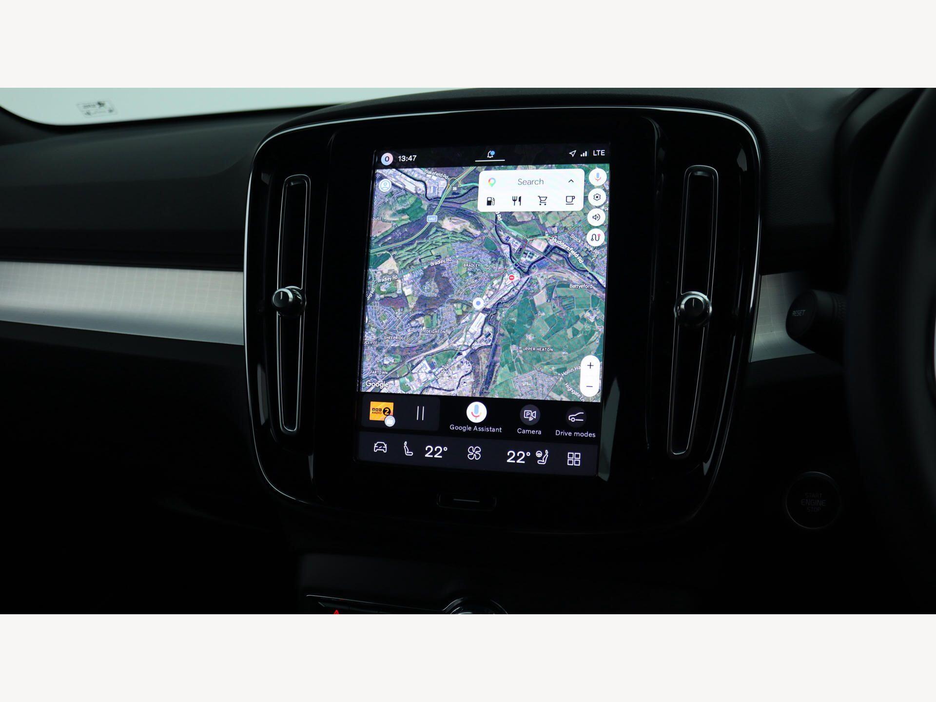 Volvo XC40 view 19