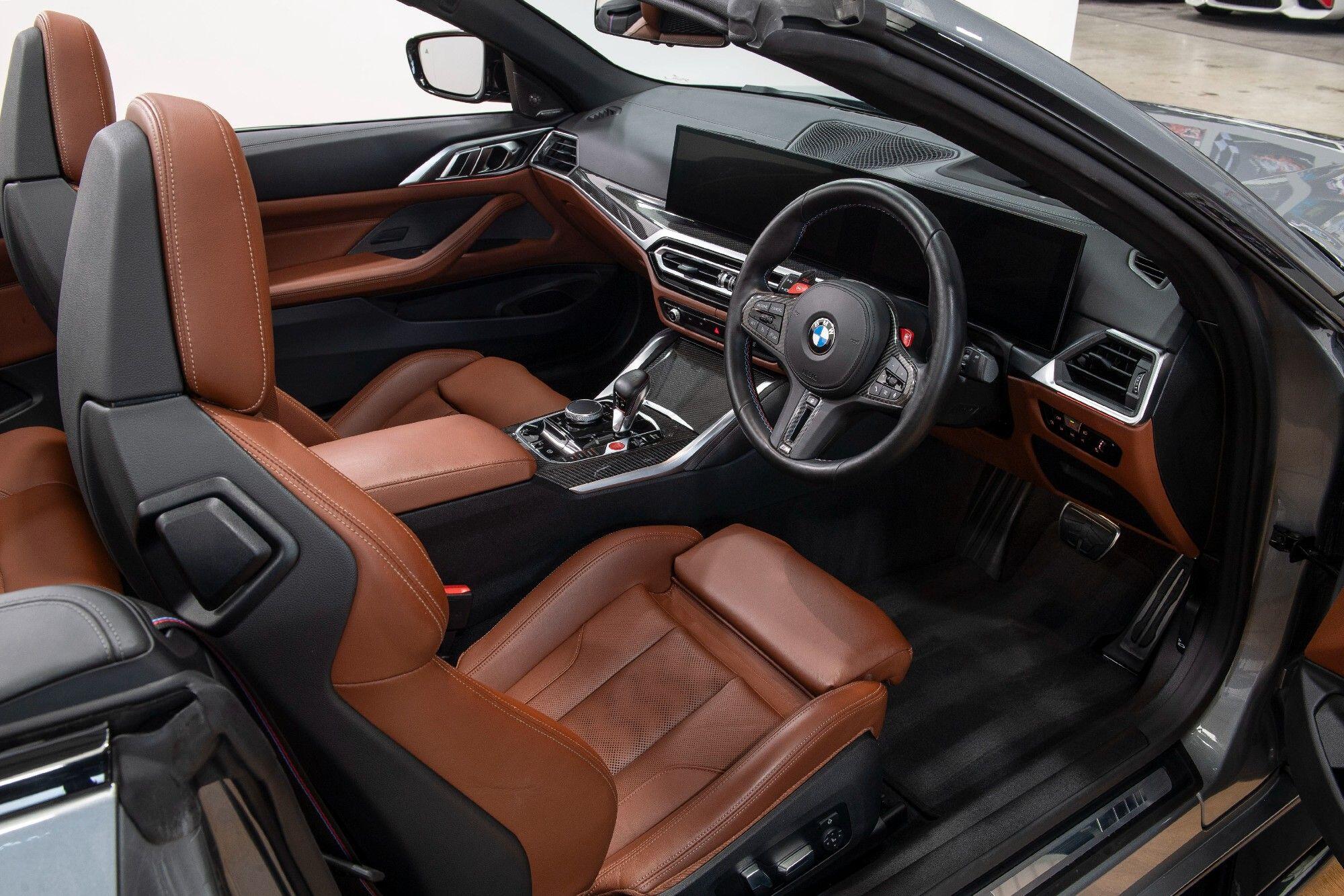 BMW M4 view 11